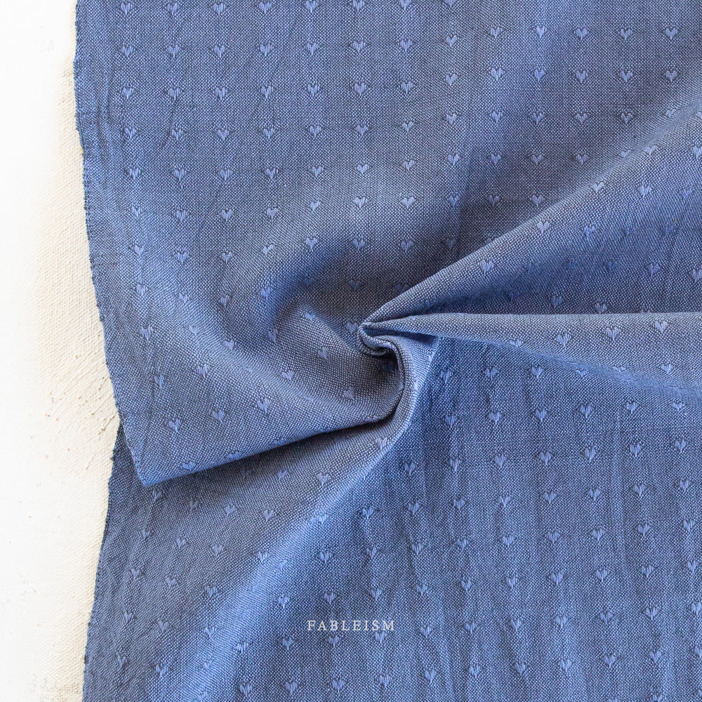 QUEEN OF HEARTS - Dobby Hearts in Alice Blue