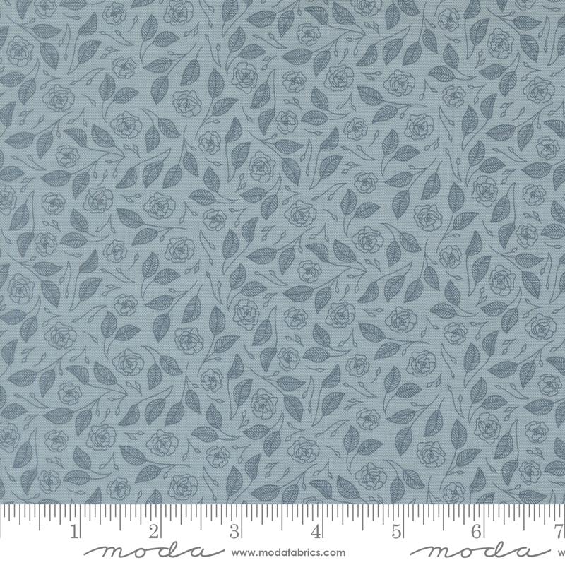 PRE-ORDER - PETALUSH - Tapestry Small Floral in Wind