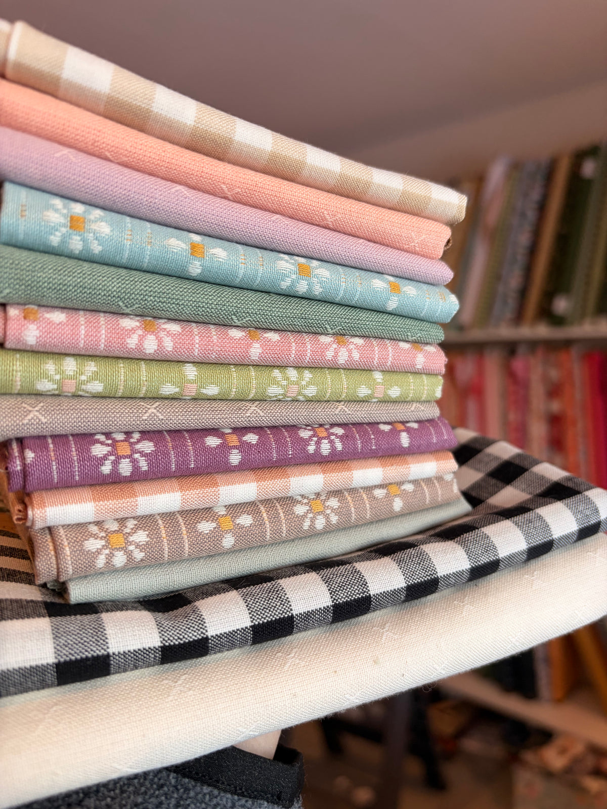 ATTICUS QUILT KIT THROW SIZE - In Curated Fableism