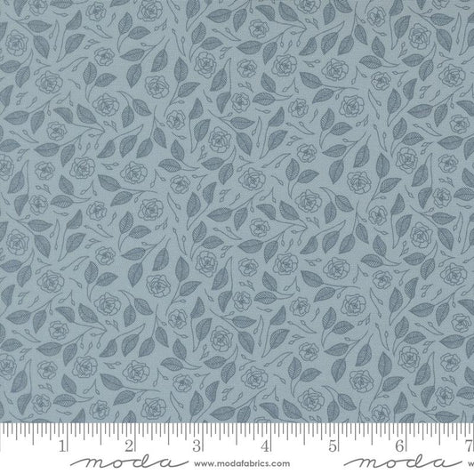 PRE-ORDER - PETALUSH - Tapestry Small Floral in Wind
