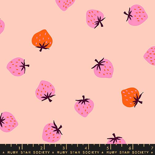 PRE-ORDER - STRAWBERRY - Strawberry Toss Pale Peach